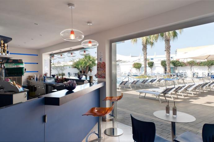 Resort con Piscina Animazione Spiaggia a Ugento
