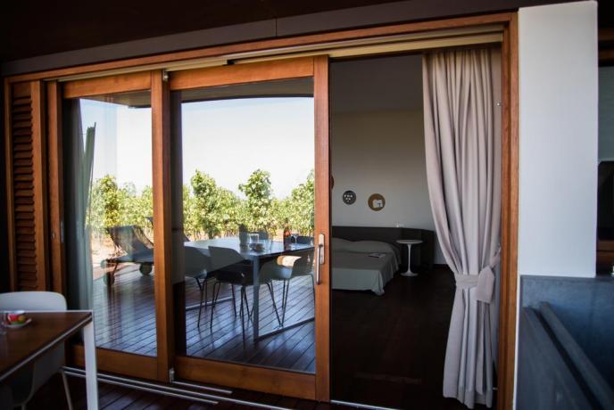 Appartamenti vacanza moderni Lipari con patio attrezzato