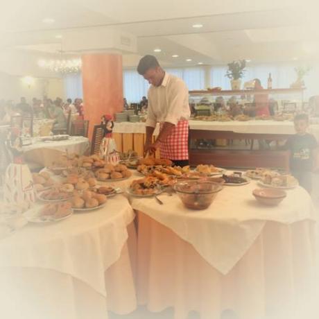 Hotel4stelle con ristorante tipico calabrese