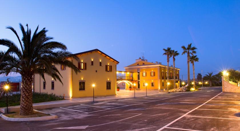 Camere Ristorante Piscina vicino al Mare Abruzzo