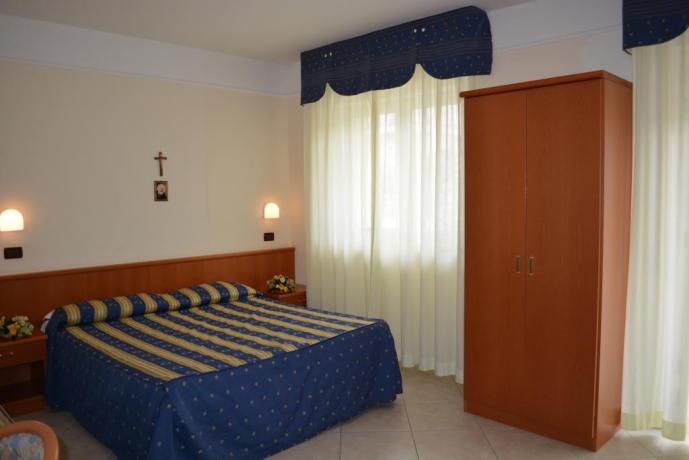 Ampie camere con servizi vicino Padre Pio
