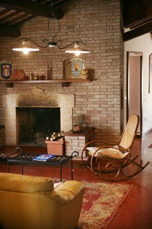 Suite Frate Sole con camino Assisi centro