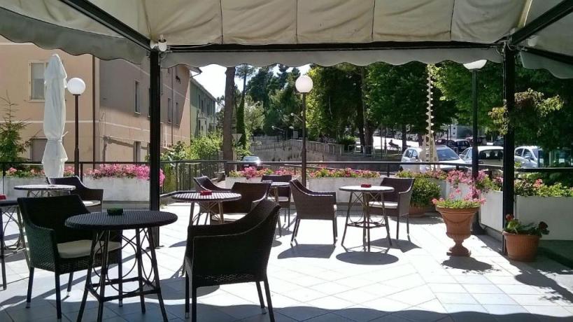 Ristorante con veranda esterno vicino Pescara