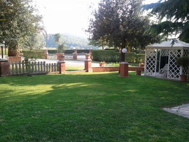 Vacanze in Maremma Toscana con giardino e piscina 