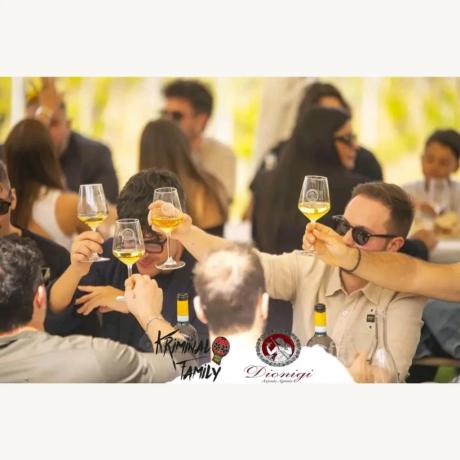 Soggiorno con Degustazione in Cantina Assisi