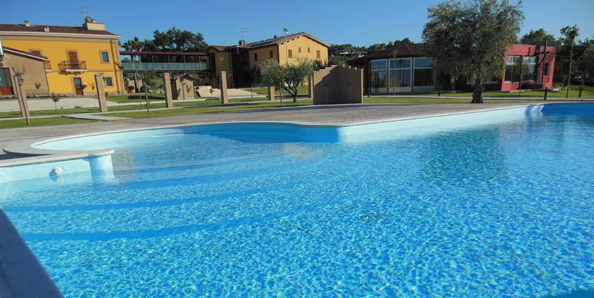 Agriturismo con Piscina Campi Sportivi vicino Alba Adriatica