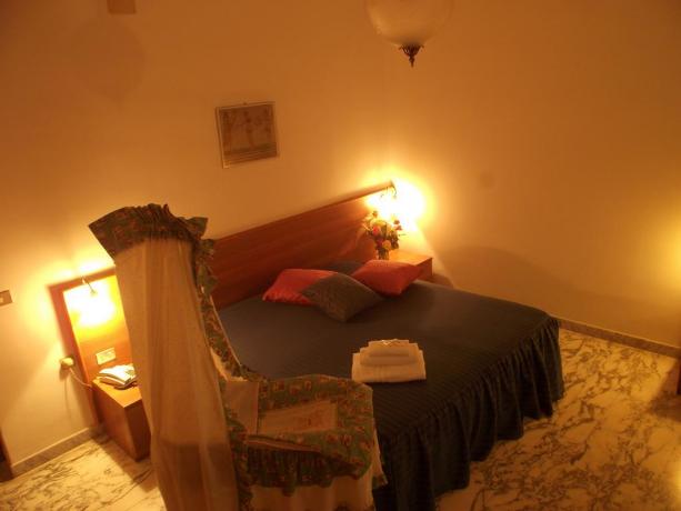 Camera matrimoniale in Hotel a Catania
