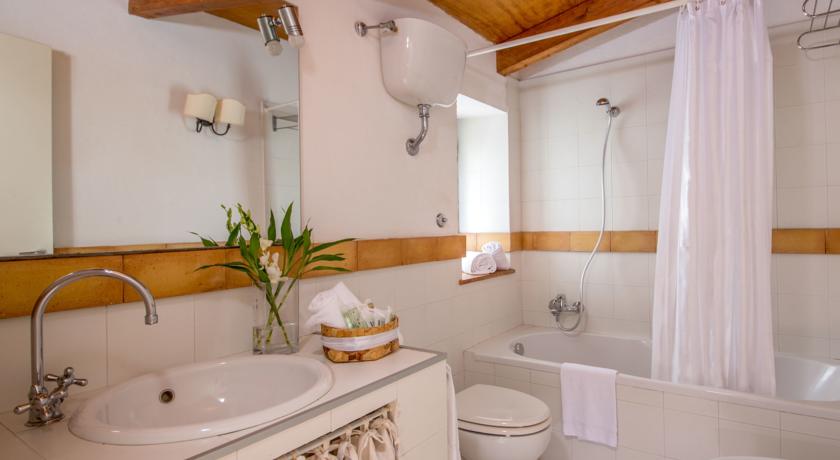 Bagno privato camera Bracciano Resort Romantic