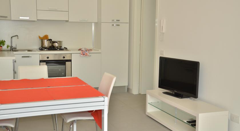 Living con angolo cottura attrezzato