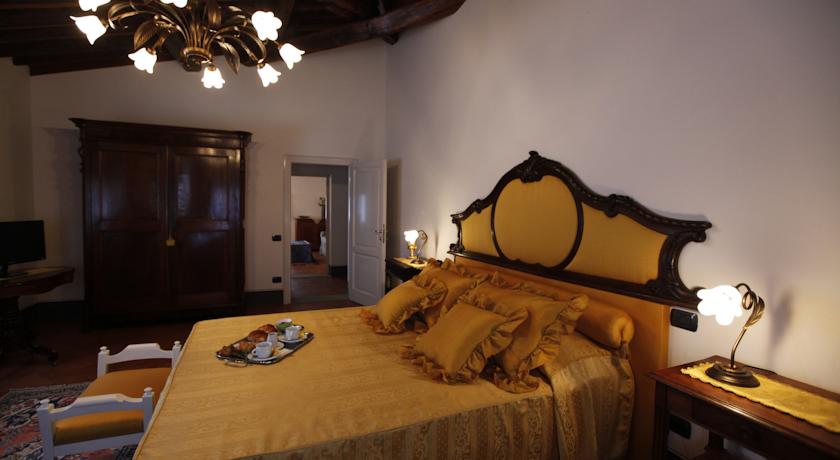 Suite Bach matrimoniale Villa chianti Toscana