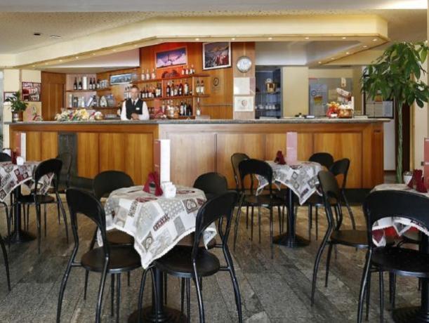 Sala Bar in Hotel 4 stelle