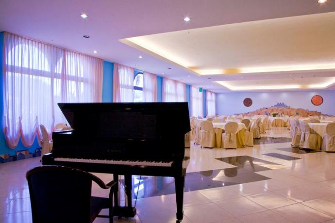 Hotel con Animazione e serate musicali a Paestum 