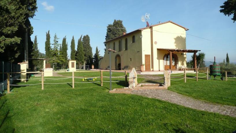 Agriturismo in Toscana con ampio giardino