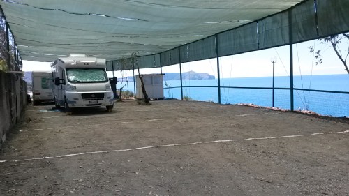Camper in Villaggio dei Bambini a Palinuro 