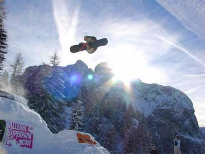 Snowboard e sci, piste larghe e spaziose