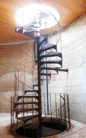 scala chiocciola in ferro liberty