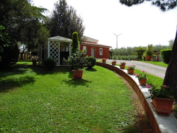 Agriturismo con parcheggio privato custodito Manciano-Grosseto 