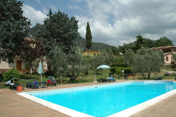 Piscina agriturismo Ferentillo Valnerina 