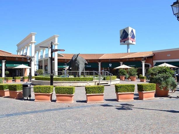 McArthur Glen Castel Romano