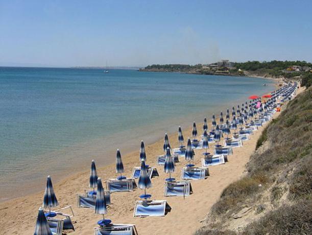 Spiaggia del Villaggio San Antonio Capo Rizzuto