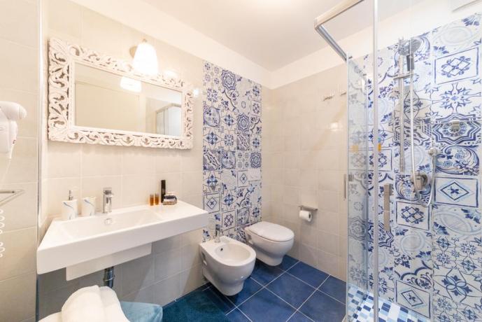 Hotel Zaffiro con Camere con Bagno Privato 