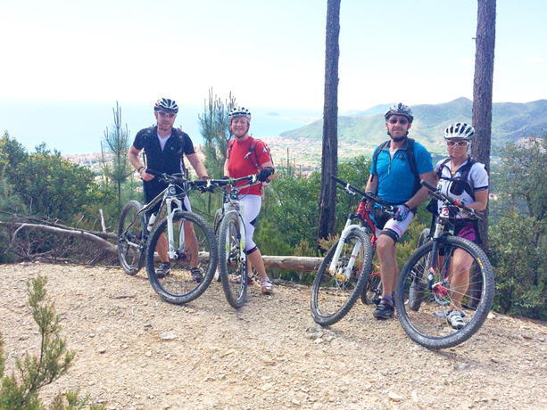 Gite in mountain bike a Loano 