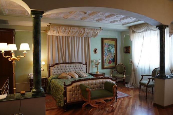 Suite Petrarca con vista sul centro storico Arezzo