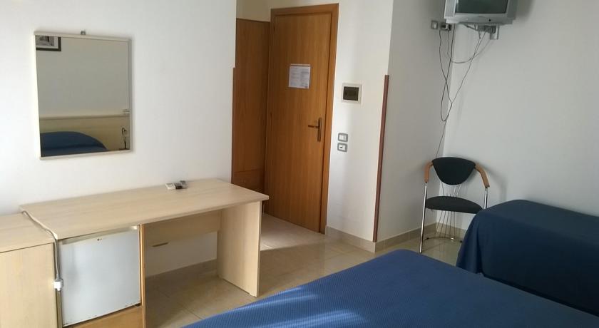 Camere con balcone vista mare
