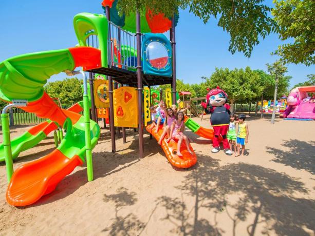 Animazione in Villaggio di Lusso per famiglie 