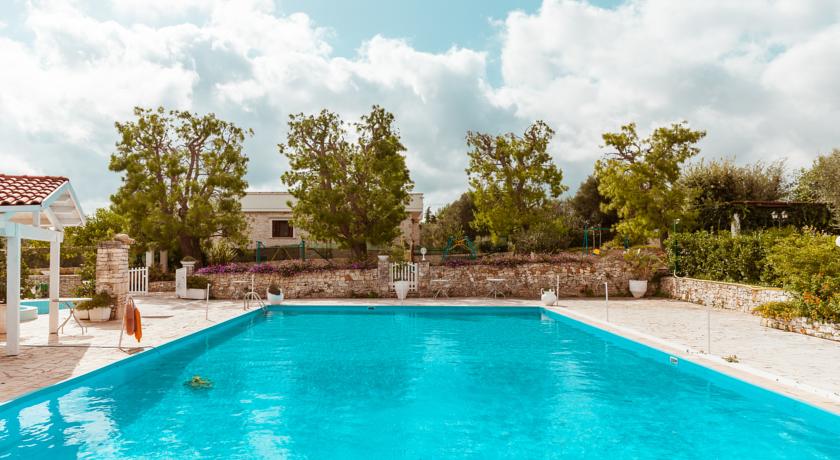 Piscina dell'Agriturismo Ostuni 