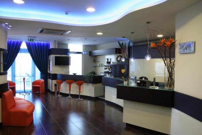 Hotel*** con bar per ospiti in Puglia