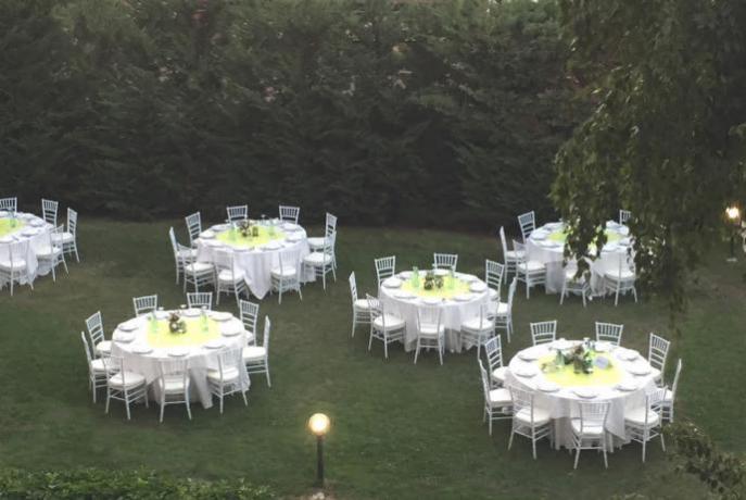 Ristorantino esterno in albergo elegante Avezzano