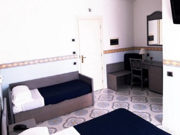 Camera Tripla con letto Matrimoniale e SIngolo
