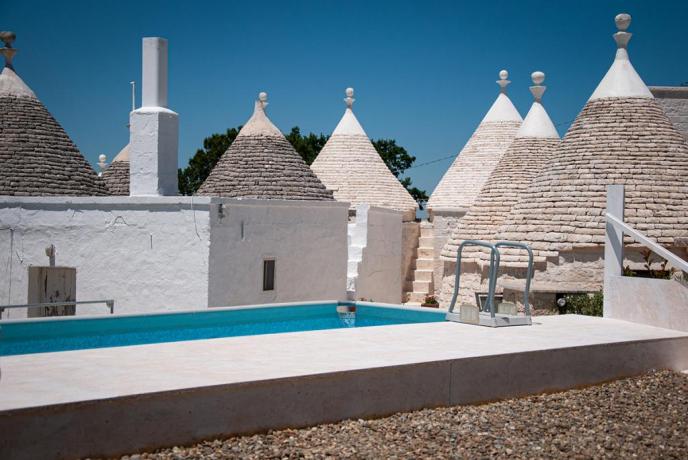 Piscina: Casa Vacanza nei Trulli 