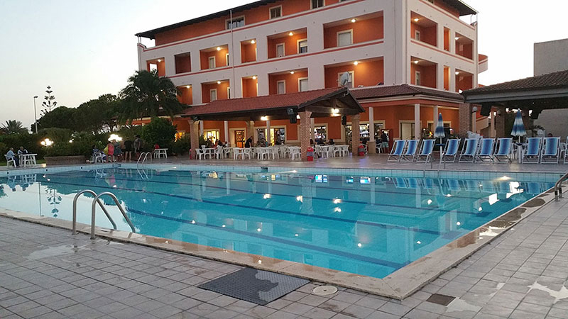 Piscina Olimpionica Villaggio Capo Rizzuto Calabria