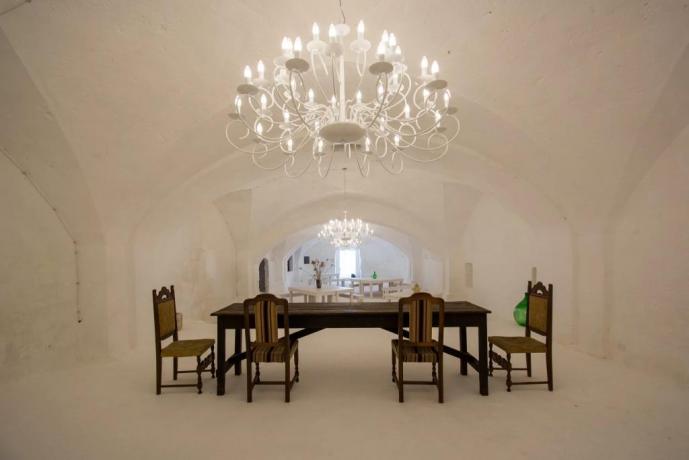 Sala interna Antica Masseria Manduria Salento