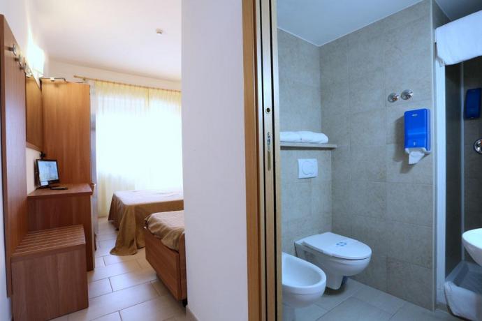 Bagno + Camera Hotel in Abruzzo 