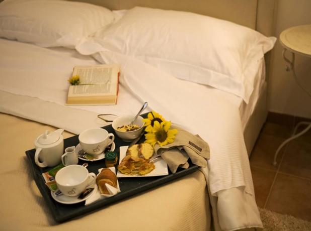 Camere doppie romantiche + colazione a letto Spoleto 