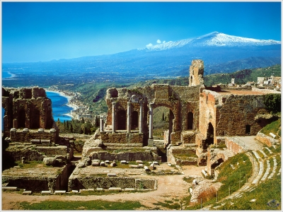 Stay in Sicily near Taormina