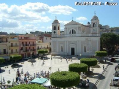 Piazza di Balestrate