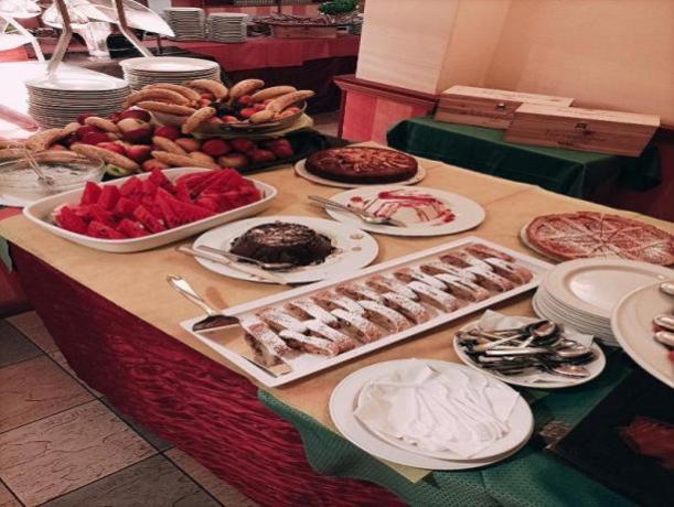 Dolci fatti in casa in Ristorante 