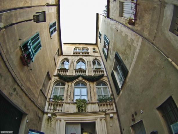 Facciata Il Borgo Medievale B&B 