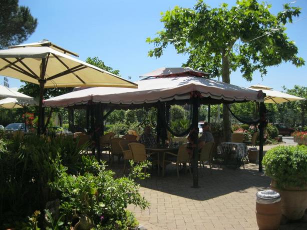 Veranda giardino hotel a Chiusi