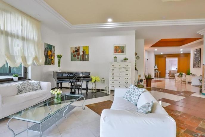 Cilento Paestum Hotel 3 stelle fronte mare