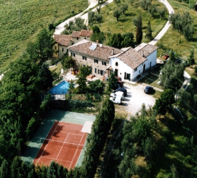 agriturismo-gruppi-olistici-yoga-danza