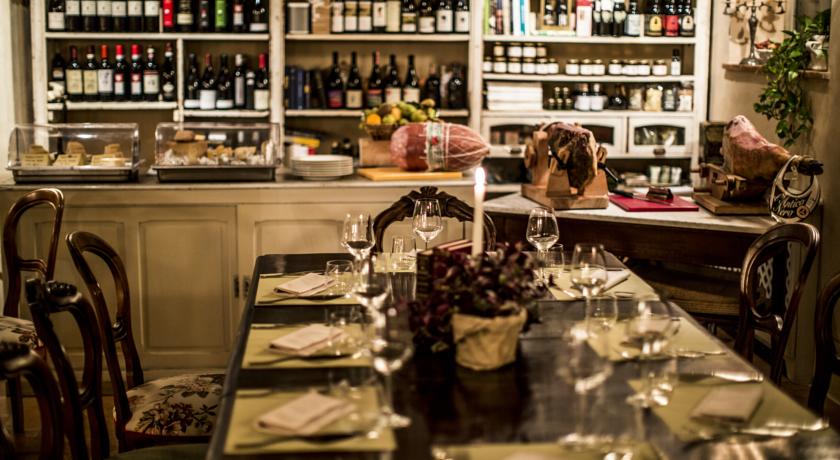 Suite e Loft con Piscina e Ristorante Assisi