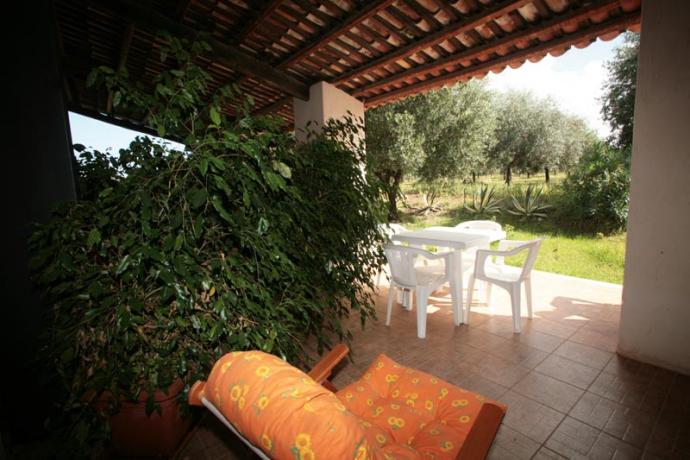 Camera il gelso 4persone con veranda,tavolo Zambrone