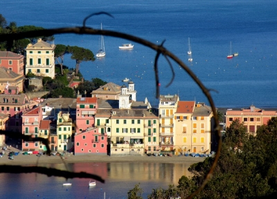 Low-cost hotels in sestri