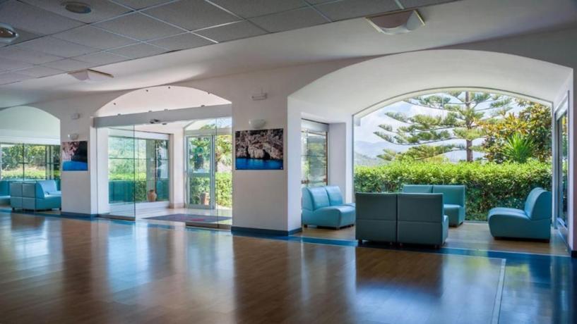 Hall Hotel 4 stelle Scario Cilento