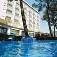 hotel con piscina coperta e scoperta